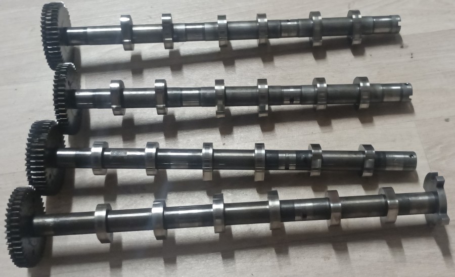 Audi A8 DDVC camshaft veleneliai